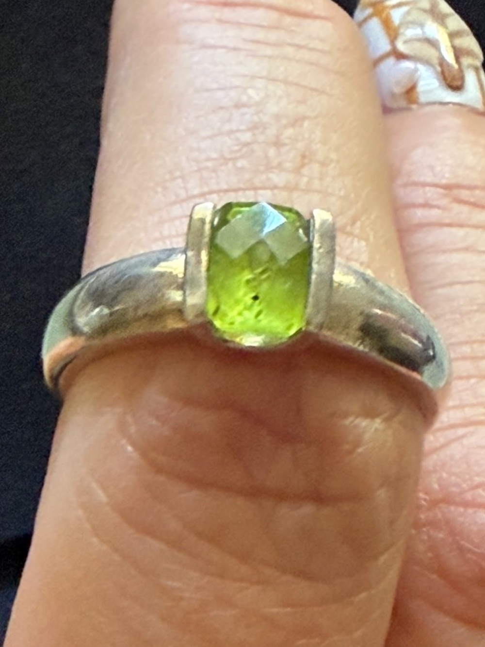 Natural Peridot Solitaire Ring S925 Sterling Silver Half Bezel Tension Size 8.5
